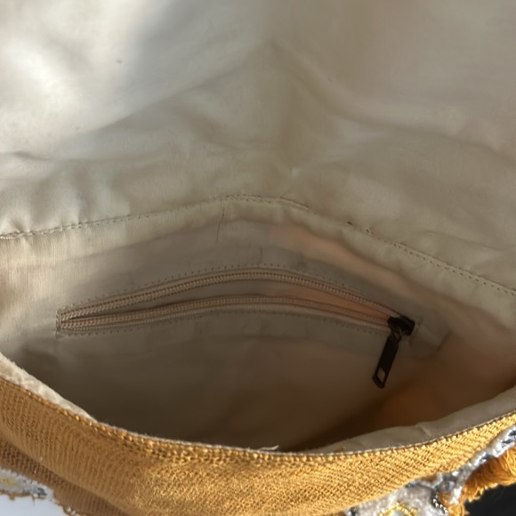 Should bag with beading, embroidery and sea shells - Picture 3 of 4